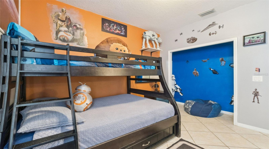 DAVENPORT, Florida 33897, 4 Bedrooms Bedrooms, ,3 BathroomsBathrooms,Residential,For Sale,ORISTA,0,MFRS5135726