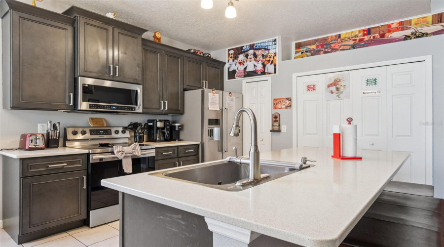 DAVENPORT, Florida 33897, 4 Bedrooms Bedrooms, ,3 BathroomsBathrooms,Residential,For Sale,ORISTA,0,MFRS5135726