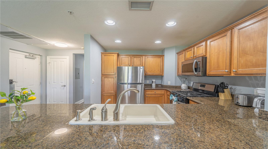 REUNION, Florida 34747, 3 Bedrooms Bedrooms, ,2 BathroomsBathrooms,Residential,For Sale,HERITAGE CROSSING,0,MFRO6226425