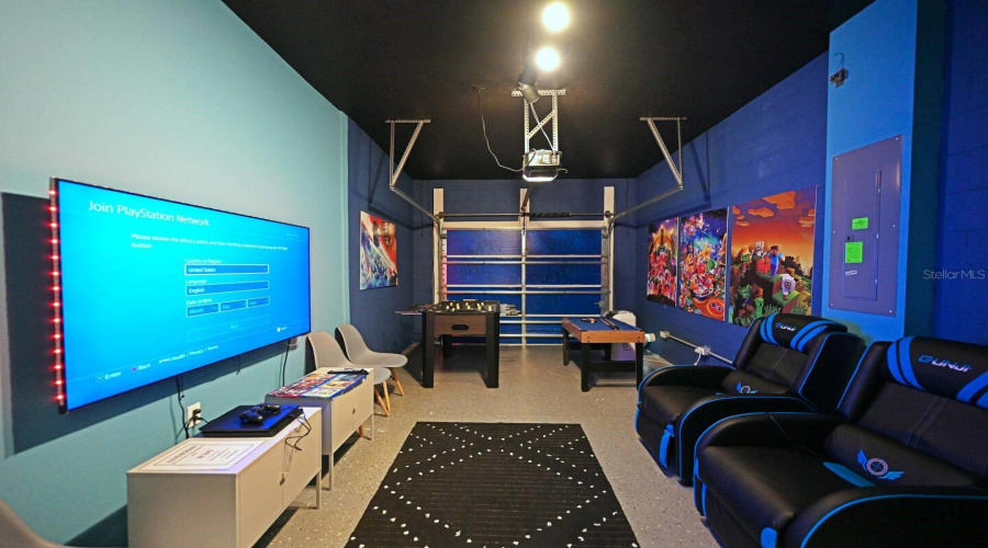 KISSIMMEE, Florida 34746, 5 Bedrooms Bedrooms, ,5 BathroomsBathrooms,Residential,For Sale,BOOKMARK,0,MFRO6379115