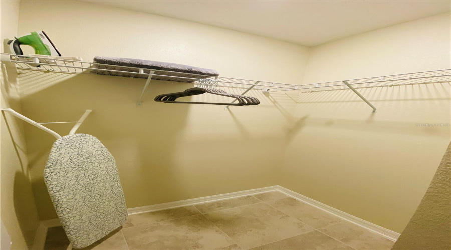 KISSIMMEE, Florida 34746, 2 Bedrooms Bedrooms, ,2 BathroomsBathrooms,Residential,For Sale,PARADOX,0,MFRO6383758