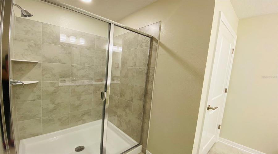 KISSIMMEE, Florida 34746, 2 Bedrooms Bedrooms, ,2 BathroomsBathrooms,Residential,For Sale,PARADOX,0,MFRO6383758