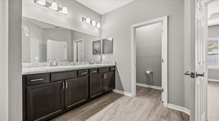 DAVENPORT, Florida 33837, 4 Bedrooms Bedrooms, ,2 BathroomsBathrooms,Residential,For Sale,LILY,0,MFRO6383544