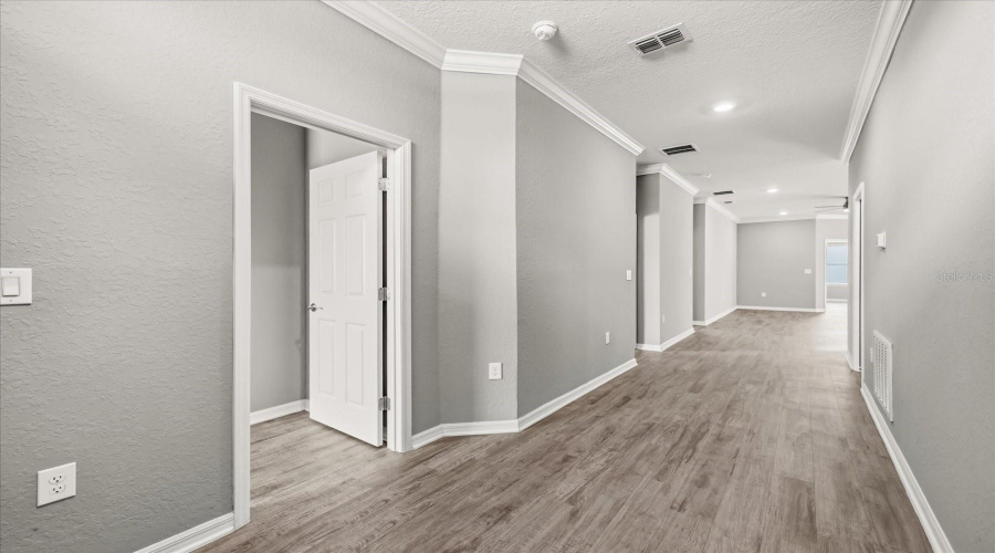 DAVENPORT, Florida 33837, 4 Bedrooms Bedrooms, ,2 BathroomsBathrooms,Residential,For Sale,LILY,0,MFRO6383544