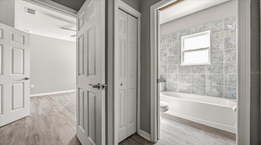 DAVENPORT, Florida 33837, 4 Bedrooms Bedrooms, ,2 BathroomsBathrooms,Residential,For Sale,LILY,0,MFRO6383544