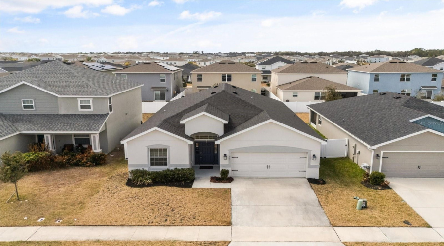 DAVENPORT, Florida 33837, 4 Bedrooms Bedrooms, ,2 BathroomsBathrooms,Residential,For Sale,LILY,0,MFRO6383544