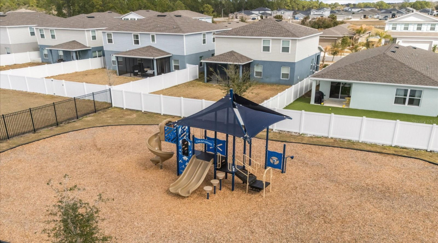 DAVENPORT, Florida 33837, 4 Bedrooms Bedrooms, ,2 BathroomsBathrooms,Residential,For Sale,LILY,0,MFRO6383544