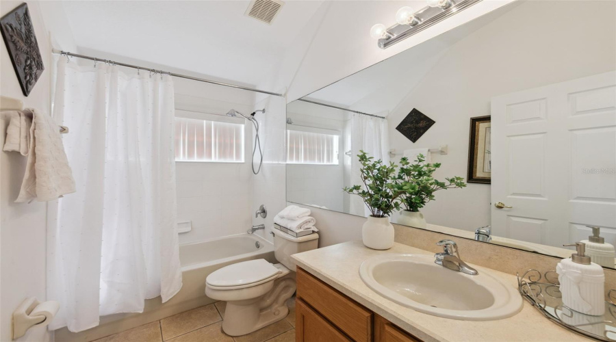 4th Full bathroom