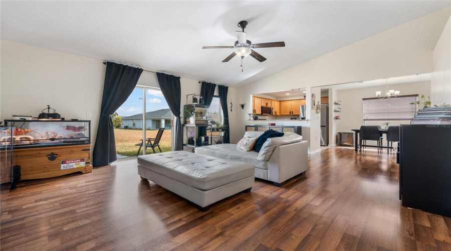 DAVENPORT, Florida 33837, 3 Bedrooms Bedrooms, ,2 BathroomsBathrooms,Residential,For Sale,HIGHLAND MEADOWS,0,MFRO6383824