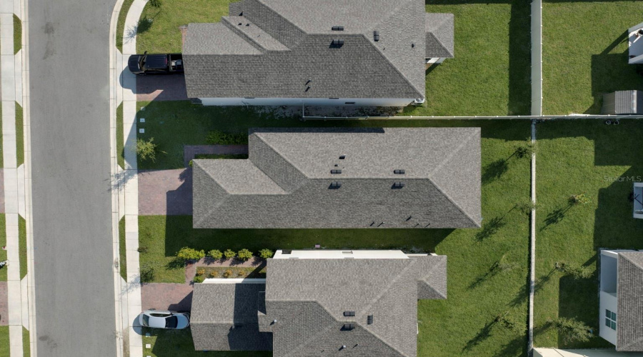 DAVENPORT, Florida 33837, 4 Bedrooms Bedrooms, ,2 BathroomsBathrooms,Residential,For Sale,SWAN SWIM,0,MFRO6383788