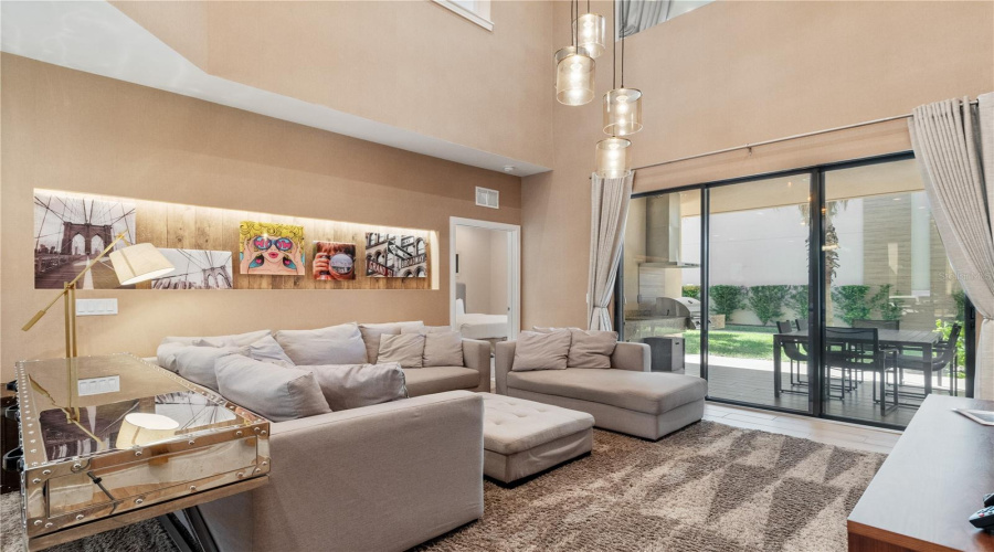 KISSIMMEE, Florida 34747, 4 Bedrooms Bedrooms, ,4 BathroomsBathrooms,Residential,For Sale,BROOKLYN,0,MFRO6362219