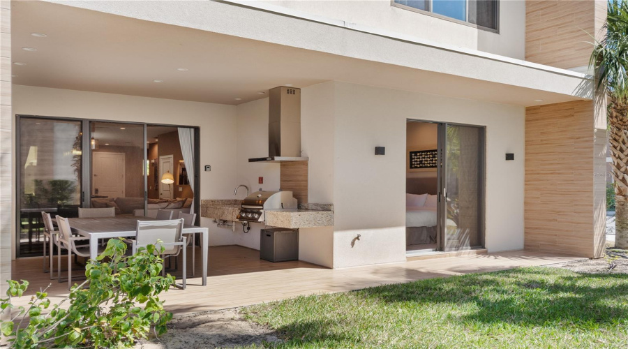 KISSIMMEE, Florida 34747, 4 Bedrooms Bedrooms, ,4 BathroomsBathrooms,Residential,For Sale,BROOKLYN,0,MFRO6362219