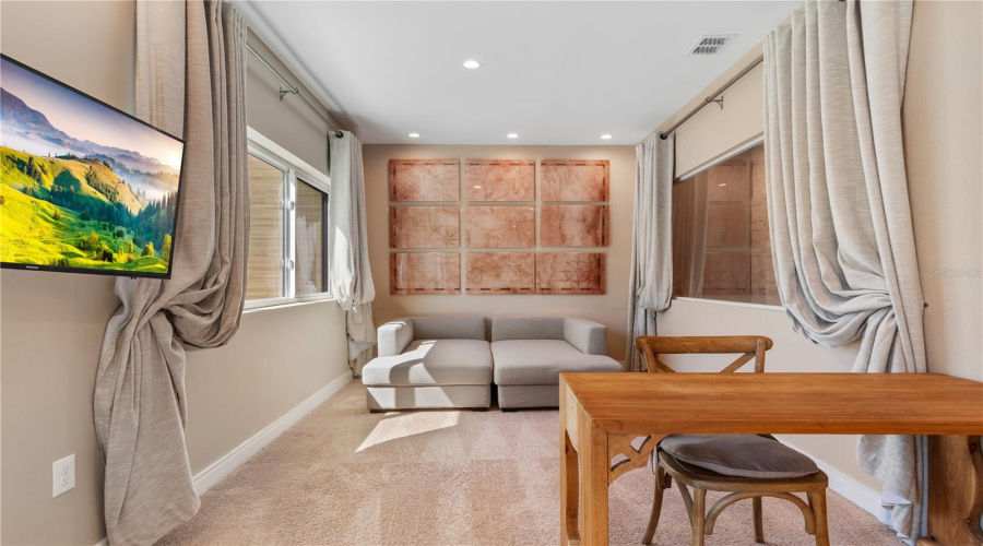 KISSIMMEE, Florida 34747, 4 Bedrooms Bedrooms, ,4 BathroomsBathrooms,Residential,For Sale,BROOKLYN,0,MFRO6362219