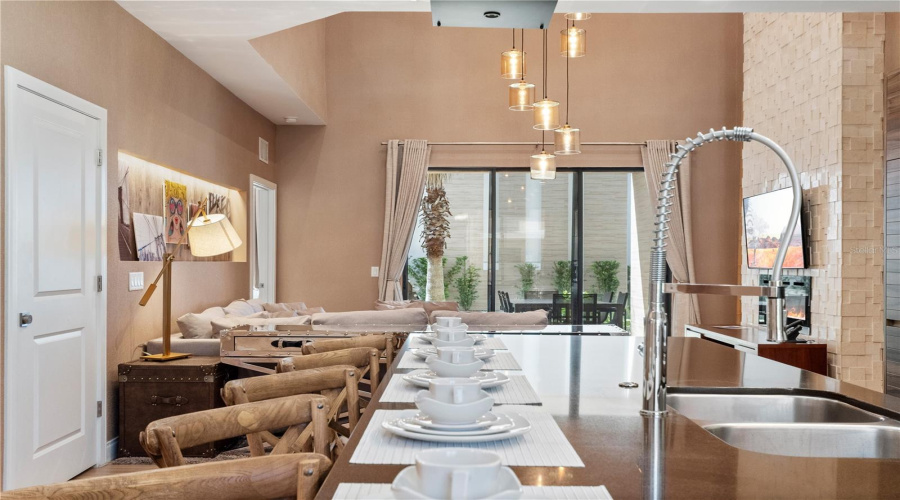 KISSIMMEE, Florida 34747, 4 Bedrooms Bedrooms, ,4 BathroomsBathrooms,Residential,For Sale,BROOKLYN,0,MFRO6362219