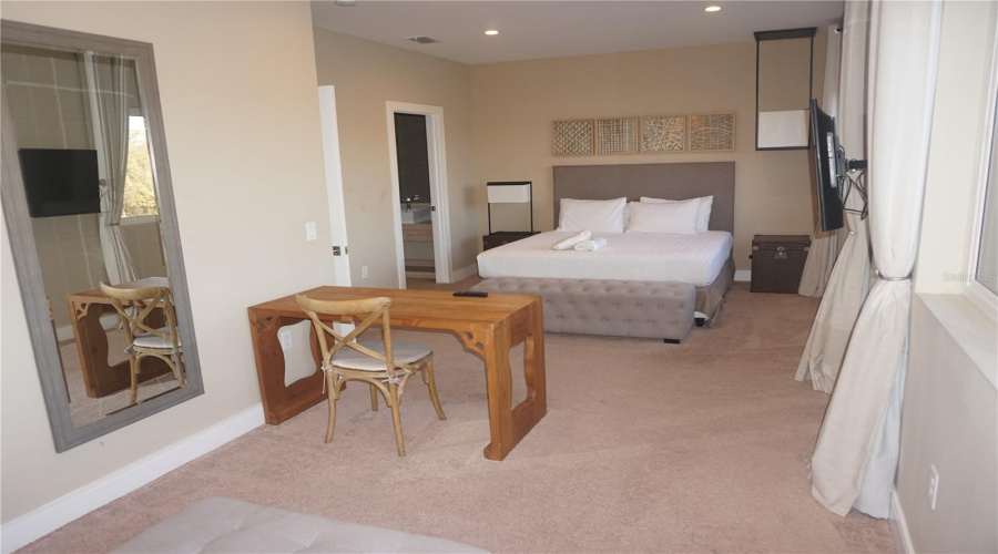 Kissimmee, Florida 34747, 4 Bedrooms Bedrooms, ,4 Bathroomsbathrooms,Residential,For Sale,Rockefeller,0,Mfro6381214