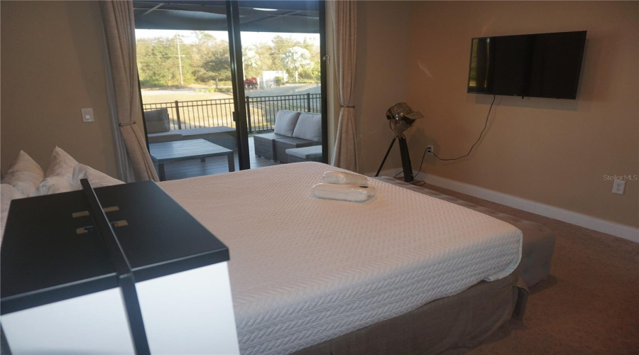 Kissimmee, Florida 34747, 4 Bedrooms Bedrooms, ,4 Bathroomsbathrooms,Residential,For Sale,Rockefeller,0,Mfro6381214