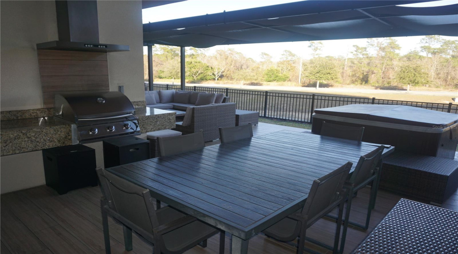 Kissimmee, Florida 34747, 4 Bedrooms Bedrooms, ,4 Bathroomsbathrooms,Residential,For Sale,Rockefeller,0,Mfro6381214