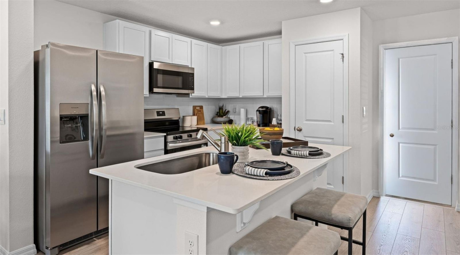 KISSIMMEE, Florida 34746, 3 Bedrooms Bedrooms, ,2 BathroomsBathrooms,Residential,For Sale,HAZEL,0,MFRO6383931