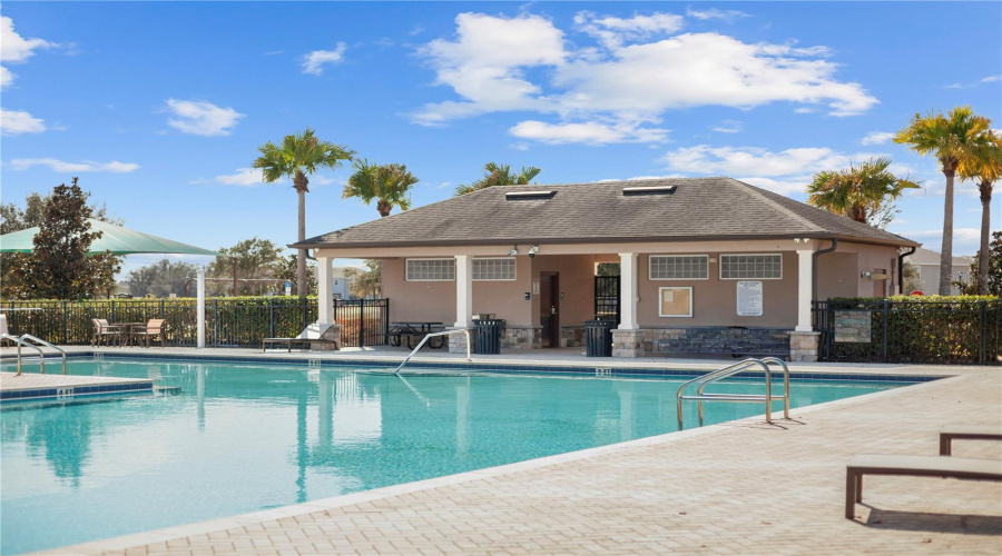 DAVENPORT, Florida 33837, 5 Bedrooms Bedrooms, ,2 BathroomsBathrooms,Residential,For Sale,ANNA,0,MFRO6382973