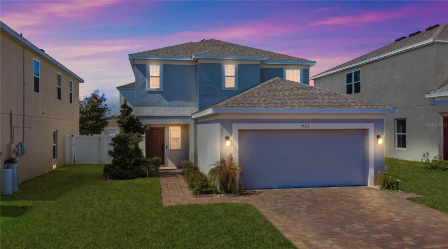 DAVENPORT, Florida 33837, 5 Bedrooms Bedrooms, ,2 BathroomsBathrooms,Residential,For Sale,ANNA,0,MFRO6382973