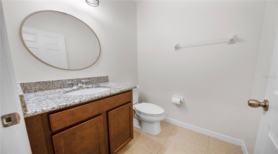 DAVENPORT, Florida 33837, 5 Bedrooms Bedrooms, ,2 BathroomsBathrooms,Residential,For Sale,ANNA,0,MFRO6382973