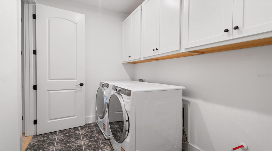 CELEBRATION, Florida 34747, 7 Bedrooms Bedrooms, ,5 BathroomsBathrooms,Residential,For Sale,CELEBRATION,0,MFRS5140905