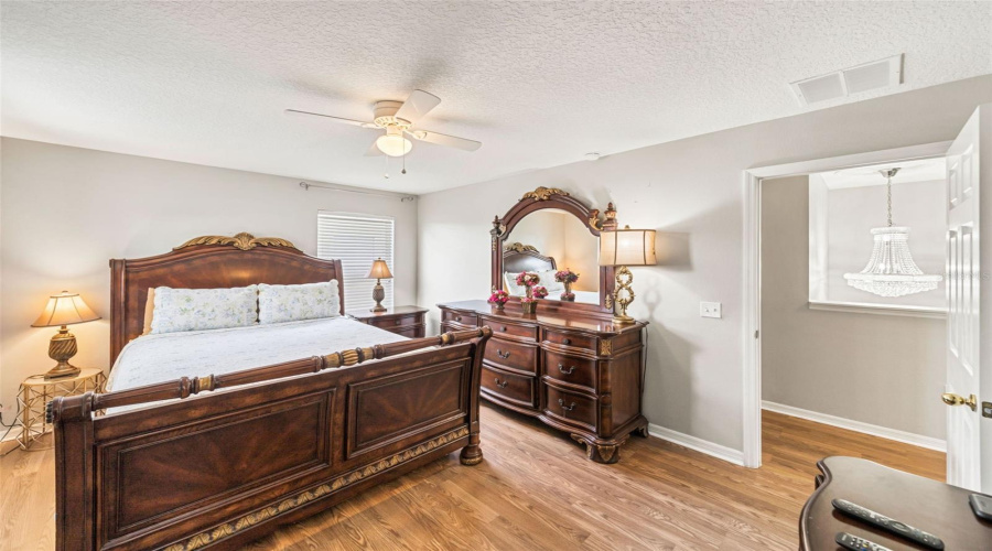 DAVENPORT, Florida 33896, 5 Bedrooms Bedrooms, ,4 BathroomsBathrooms,Residential,For Sale,PINE RIDGE,0,MFRO6378623