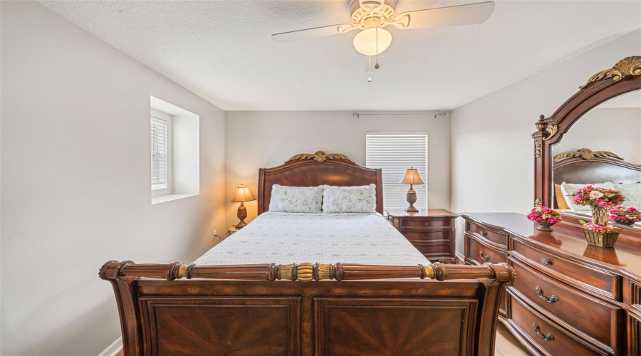 DAVENPORT, Florida 33896, 5 Bedrooms Bedrooms, ,4 BathroomsBathrooms,Residential,For Sale,PINE RIDGE,0,MFRO6378623