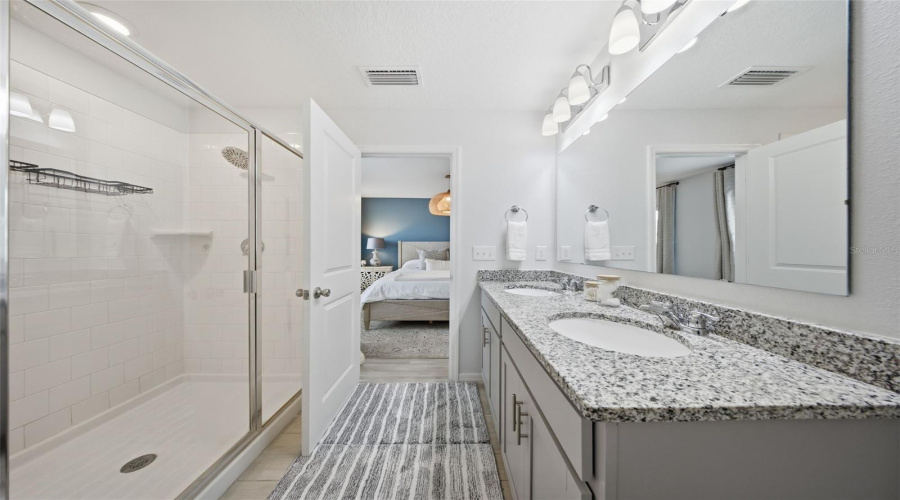 DAVENPORT, Florida 33897, 4 Bedrooms Bedrooms, ,2 BathroomsBathrooms,Residential,For Sale,PAPAYA,0,MFRO6381368