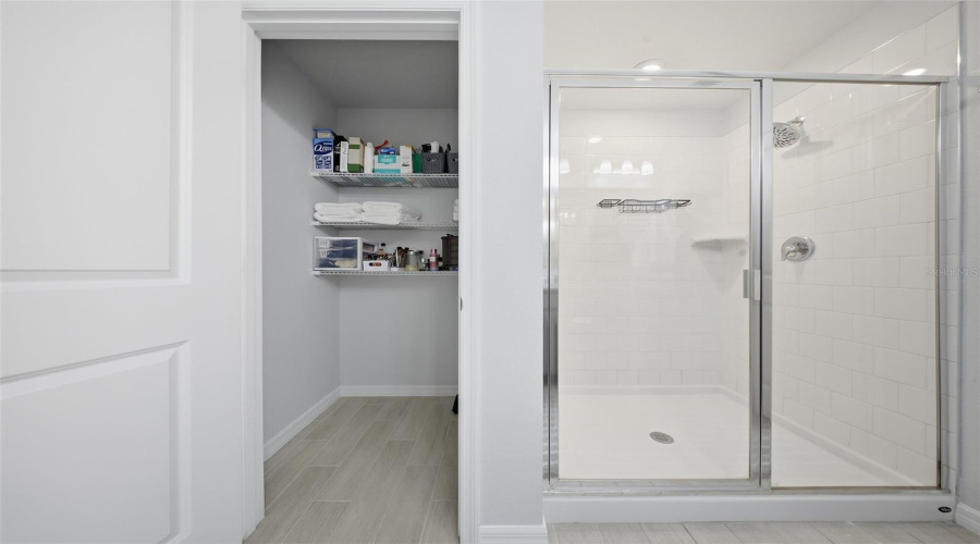 DAVENPORT, Florida 33897, 4 Bedrooms Bedrooms, ,2 BathroomsBathrooms,Residential,For Sale,PAPAYA,0,MFRO6381368