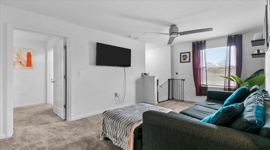 DAVENPORT, Florida 33837, 6 Bedrooms Bedrooms, ,3 BathroomsBathrooms,Residential,For Sale,JETT,0,MFRS5144220