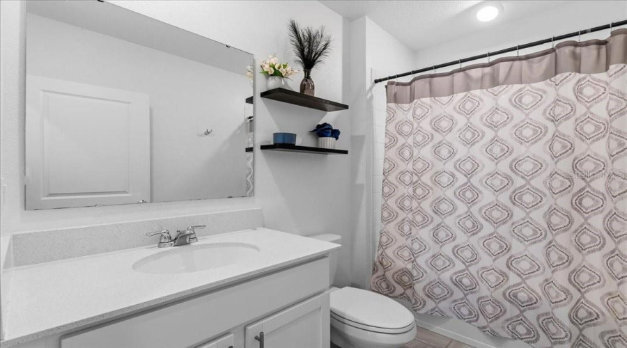 DAVENPORT, Florida 33837, 6 Bedrooms Bedrooms, ,3 BathroomsBathrooms,Residential,For Sale,JETT,0,MFRS5144220