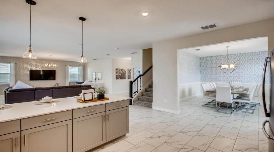 DAVENPORT, Florida 33896, 6 Bedrooms Bedrooms, ,6 BathroomsBathrooms,Residential,For Sale,CABOT CLIFFS,0,MFRO6363644