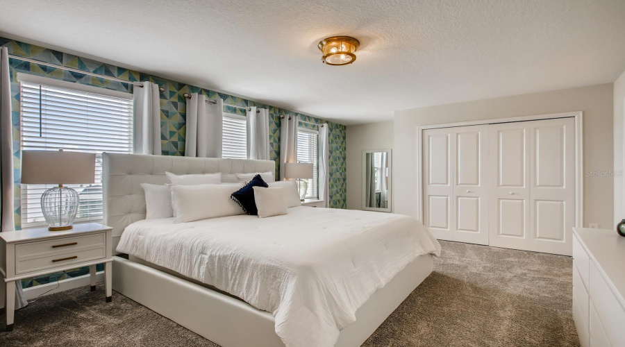 DAVENPORT, Florida 33896, 6 Bedrooms Bedrooms, ,6 BathroomsBathrooms,Residential,For Sale,CABOT CLIFFS,0,MFRO6363644