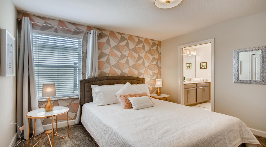 DAVENPORT, Florida 33896, 6 Bedrooms Bedrooms, ,6 BathroomsBathrooms,Residential,For Sale,CABOT CLIFFS,0,MFRO6363644