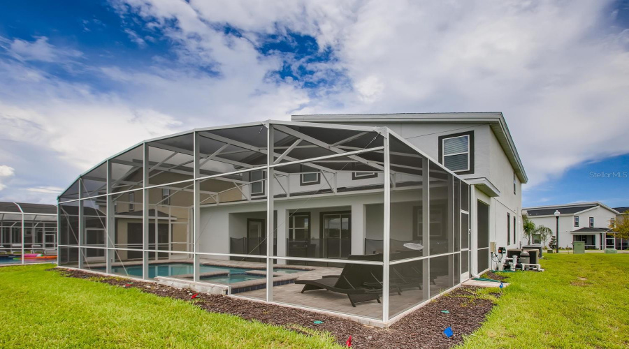 DAVENPORT, Florida 33896, 6 Bedrooms Bedrooms, ,6 BathroomsBathrooms,Residential,For Sale,CABOT CLIFFS,0,MFRO6363644