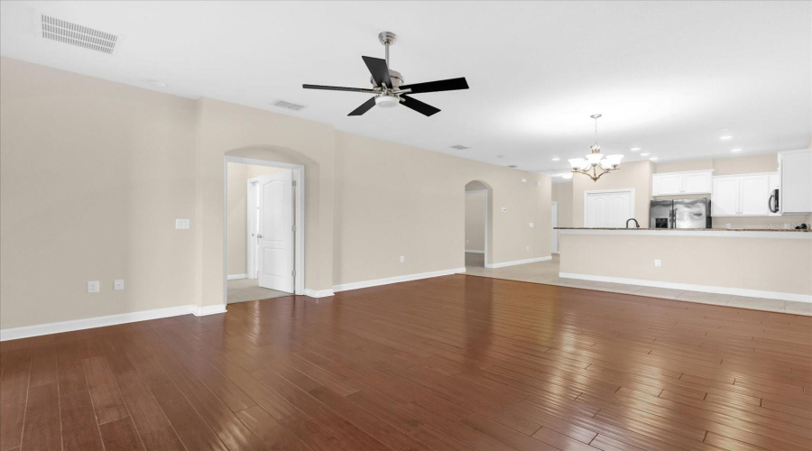DAVENPORT, Florida 33896, 2 Bedrooms Bedrooms, ,2 BathroomsBathrooms,Residential,For Sale,AZALEA SANDS,0,MFRO6382133