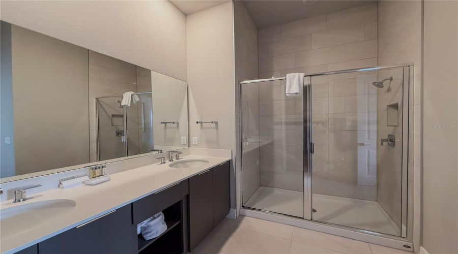 REUNION, Florida 34747, 5 Bedrooms Bedrooms, ,4 BathroomsBathrooms,Residential,For Sale,SANDY RIDGE,0,MFRS5143941