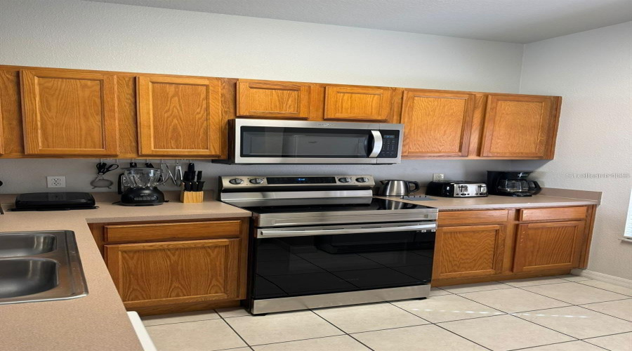 KISSIMMEE, Florida 34746, 3 Bedrooms Bedrooms, ,2 BathroomsBathrooms,Residential,For Sale,CORSA,0,MFRO6384128