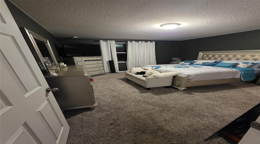 DAVENPORT, Florida 33837, 4 Bedrooms Bedrooms, ,3 BathroomsBathrooms,Residential,For Sale,SAGUARO STREET,0,MFRO6378288