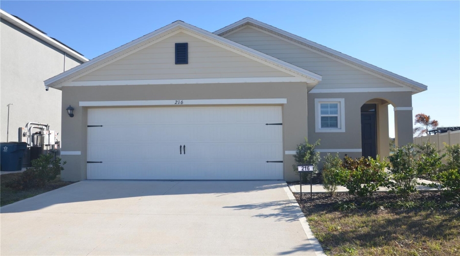 DAVENPORT, Florida 33837, 3 Bedrooms Bedrooms, ,2 BathroomsBathrooms,Residential,For Sale,EAGLEVIEW,0,MFRS5143737