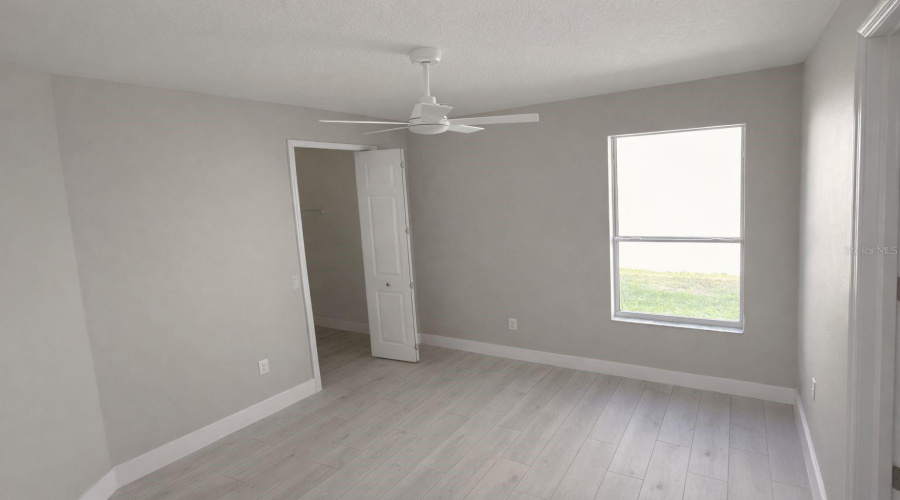 KISSIMMEE, Florida 34746, 4 Bedrooms Bedrooms, ,2 BathroomsBathrooms,Residential,For Sale,VALLEYVIEW,0,MFRO6382727