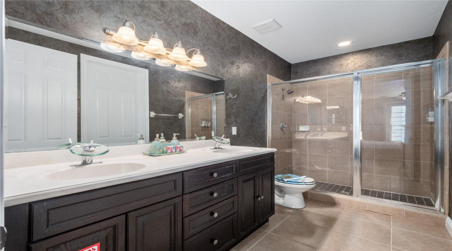 REUNION, Florida 34747, 5 Bedrooms Bedrooms, ,4 BathroomsBathrooms,Residential,For Sale,TITIAN,0,MFRS5144039