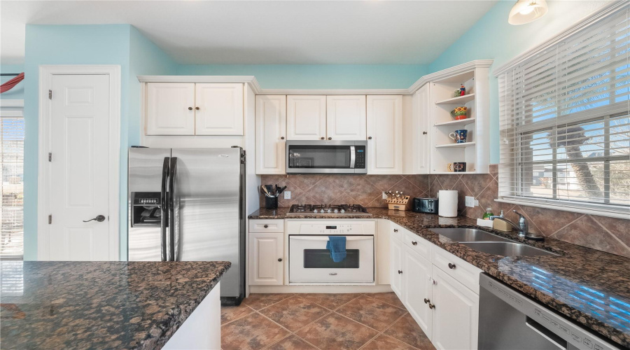 REUNION, Florida 34747, 5 Bedrooms Bedrooms, ,4 BathroomsBathrooms,Residential,For Sale,TITIAN,0,MFRS5144039