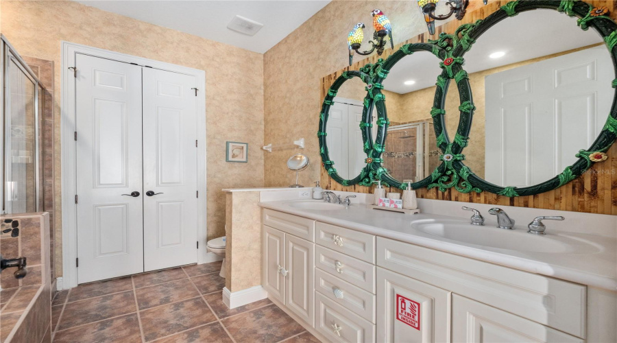 REUNION, Florida 34747, 5 Bedrooms Bedrooms, ,4 BathroomsBathrooms,Residential,For Sale,TITIAN,0,MFRS5144039