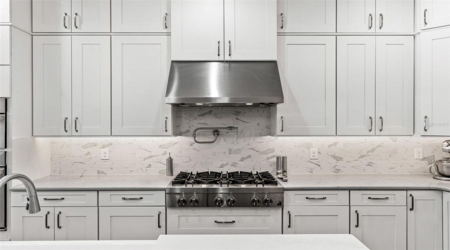 ORLANDO, Florida 32836, 4 Bedrooms Bedrooms, ,3 BathroomsBathrooms,Residential,For Sale,ROYAL CYPRESS,0,MFRO6383864