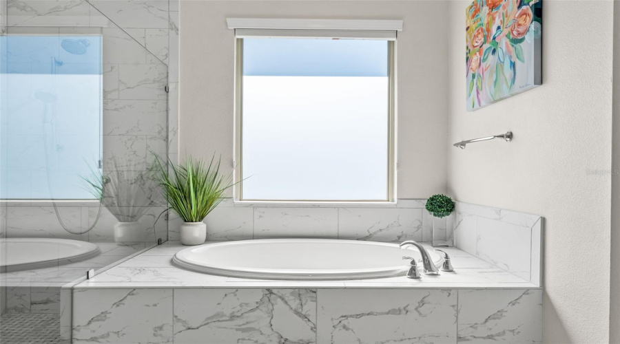 ORLANDO, Florida 32836, 4 Bedrooms Bedrooms, ,3 BathroomsBathrooms,Residential,For Sale,ROYAL CYPRESS,0,MFRO6383864