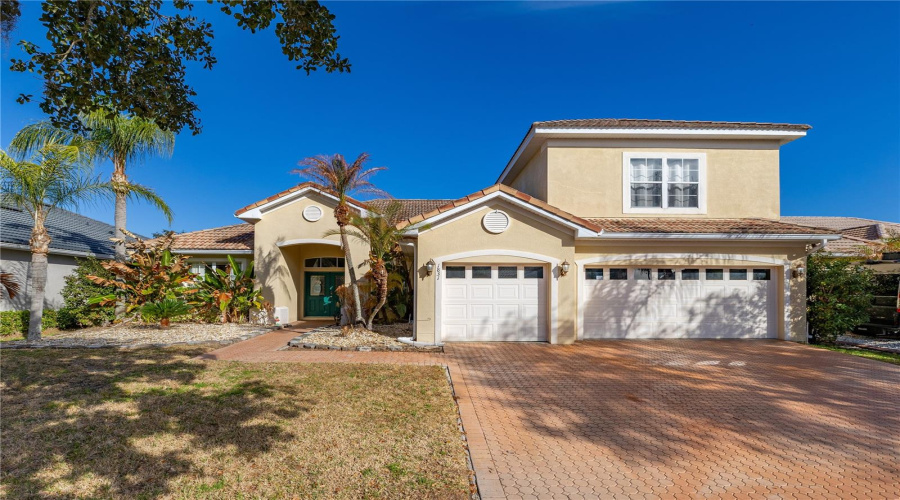 KISSIMMEE, Florida 34746, 5 Bedrooms Bedrooms, ,3 BathroomsBathrooms,Residential,For Sale,WINDWARD OAKS,0,MFRO6383771
