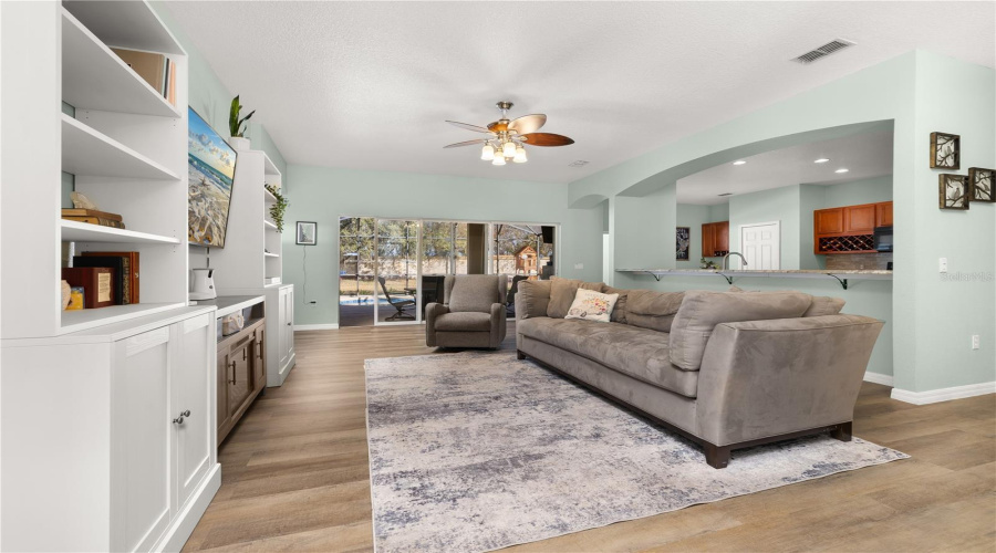 KISSIMMEE, Florida 34746, 5 Bedrooms Bedrooms, ,3 BathroomsBathrooms,Residential,For Sale,WINDWARD OAKS,0,MFRO6383771