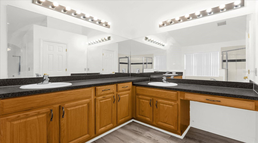 DAVENPORT, Florida 33896, 4 Bedrooms Bedrooms, ,3 BathroomsBathrooms,Residential,For Sale,KILDRUMMY,0,MFRO6380195